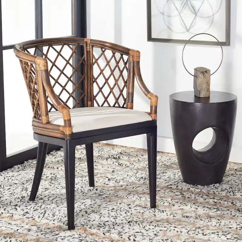 Fauteuil en rotin tressé avec coussin amovible