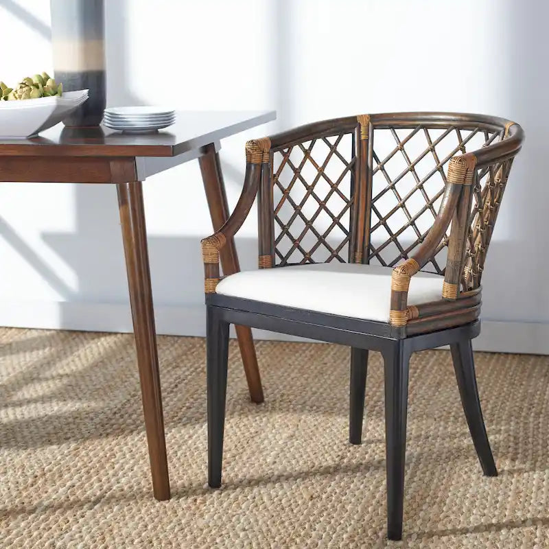 Fauteuil en rotin tressé avec coussin amovible